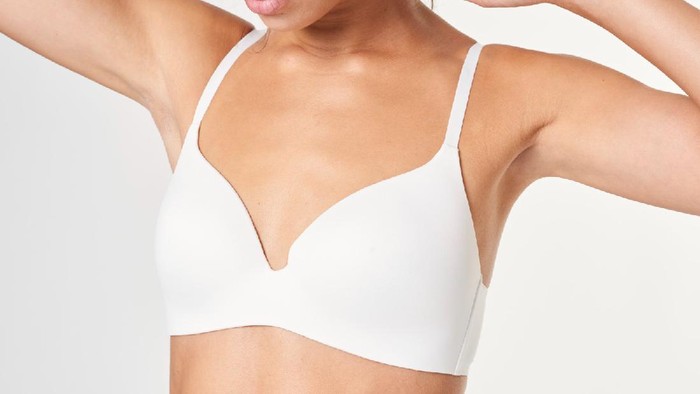 Aneka Mitos yang Sering Dikaitkan dengan Ukuran Payudara yang Besar, Nggak Usah Dipercaya Lagi ya