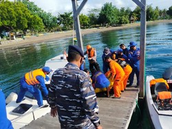 Tim SAR Temukan Sesosok Mayat Laki-laki Diduga Korban KMP Yunicee
