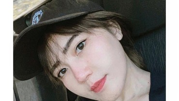 img-title Lirik Lagu Bagai Langit dan Bumi - Via Vallen