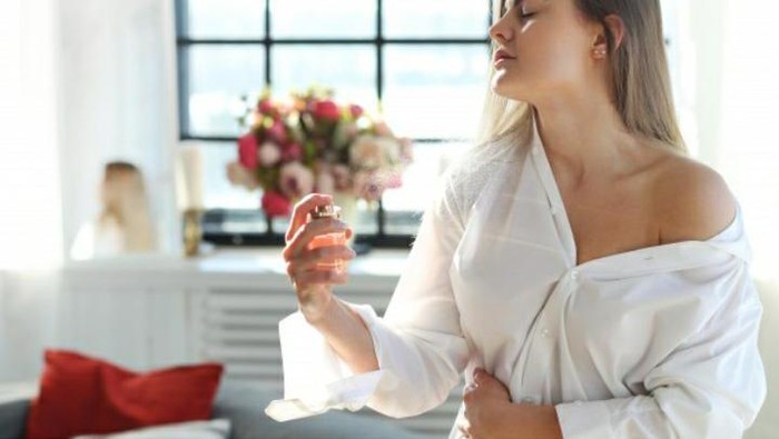 Mau Wangi Seharian? Coba Lakukan 5 Trik Berikut Ini!