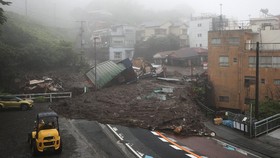 FOTO: Banjir Bandang dan Longsor 'Sapu' Kota Atami di Jepang