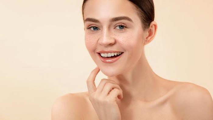 Biar Glowing Maksimal, Ini 5 Cara Layering Skincare yang Benar