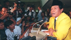 Airlangga Sebut Harmoko Banyak Rekrut Tulang Punggung Golkar