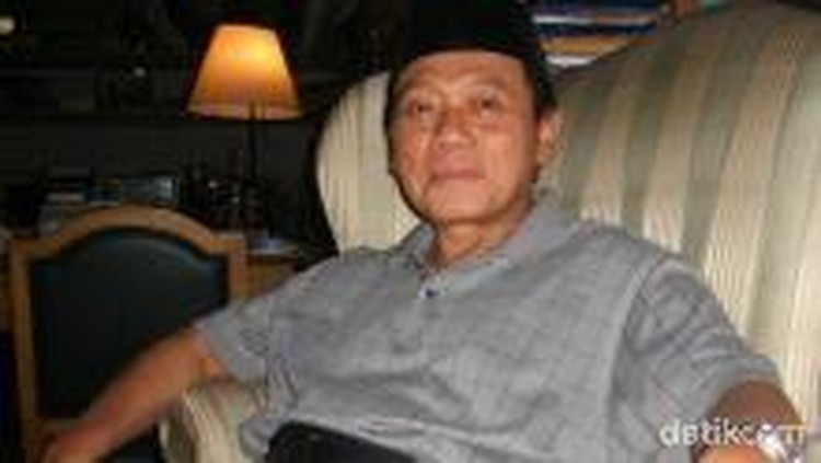 Harmoko, mantan Menteri Penerangan Harmoko, mantan Menteri Penerangan