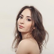 Makeup Natural untuk Kerja dari Rumah, Tetap Terlihat Segar Saat Zoom Meeting!