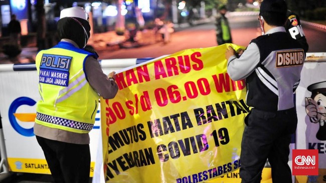 Kementerian Dalam Negeri tengah menyiapkan Instruksi Mendagri terkait PPKM Mikro yang diperketat di luar Jawa dan Bali.
