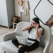 Pilihan Self Reward Agar Tak Bikin Bokek, Murah Tapi Tetap Bahagia