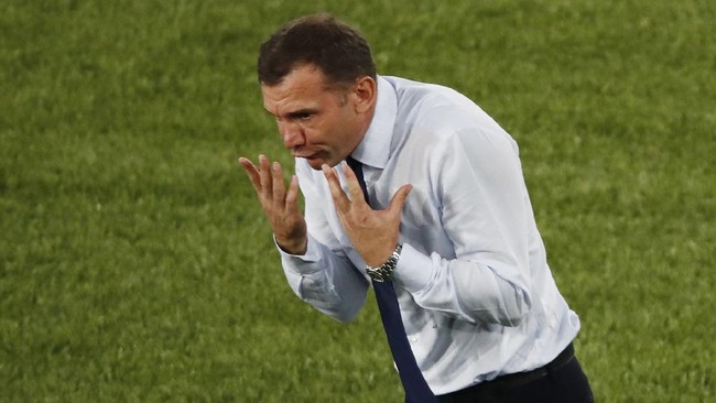 Empat gol Inggris ke gawang Ukraina pada babak perempat final Euro 2020 (Euro 2021) membuat pelatih Ukraina Andriy Shevchenko meledak.