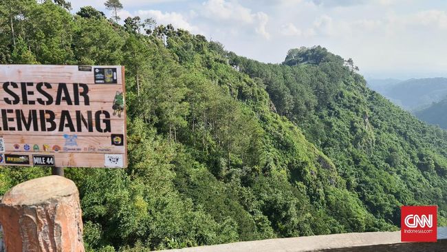 Meretas Bahaya Sesar Lembang Di Belantara Hoaks