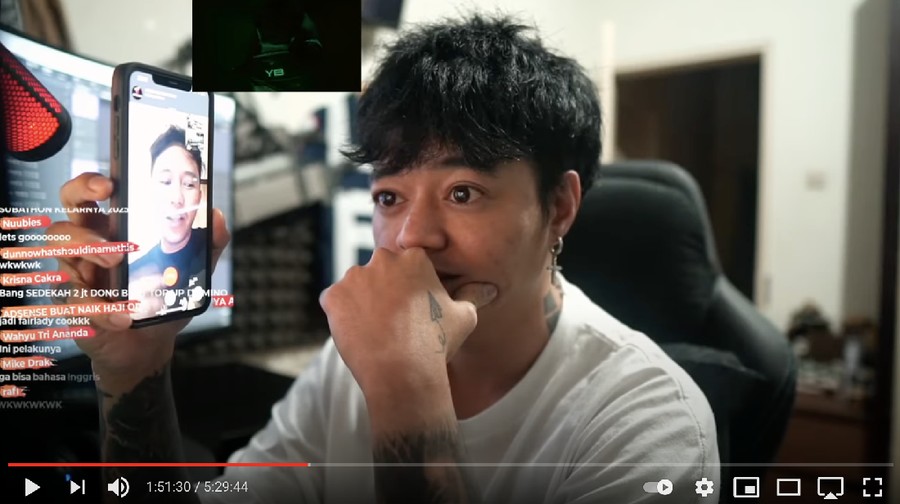 Youtube Reza Arap mendapatkan donasi Rp 1 miliar dari orang tak dikenalnya bernama Doni Salmanan.