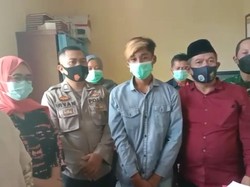 Buat Unggahan Vaksin Corona Beracun, 2 Warga di Sukabumi Diciduk