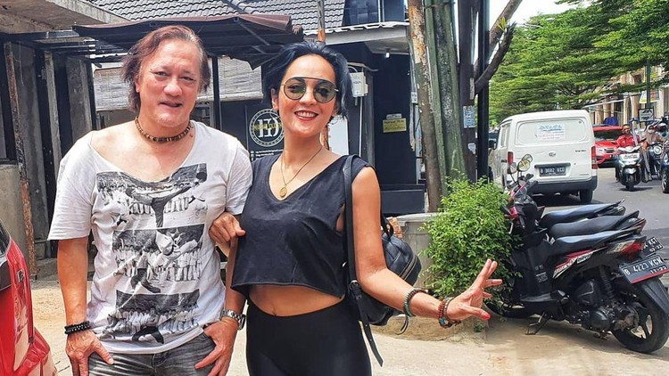 Inna Kamarie dan Suami