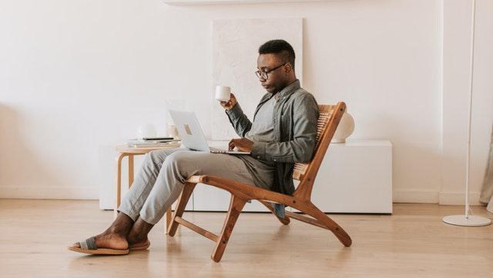 4 Keuntungan Kerja Secara Remote 4 Keuntungan Kerja Secara Remote