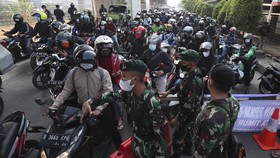 Pangdam Akui Penyekatan Jalan di DKI Belum Maksimal