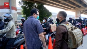 VIDEO: Dokter Jadi Korban Penyekatan PPKM Kalimalang