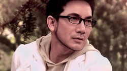 Apa Kabar Yana Julio yang Tetap Glowing hingga Kerap Disangka Masih 30 Tahun?