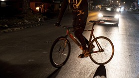 FOTO: 'Bandit Bersepeda' Kuasai Jalan-jalan Afrika Selatan