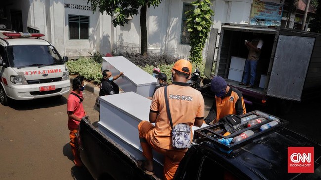CNN Indonesia merangkum sejumlah fakta-fakta penanganan pandemi Covid-19 di Indonesia pada Sabtu (14/8).