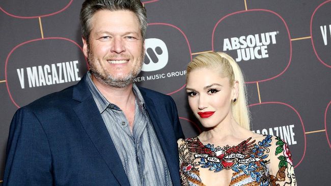 Pasangan musisi Blake Shelton dan Gwen Stefani dikabarkan telah resmi menikah pada akhir pekan kemarin, setelah keduanya bertunangan sejak Oktober 2020.