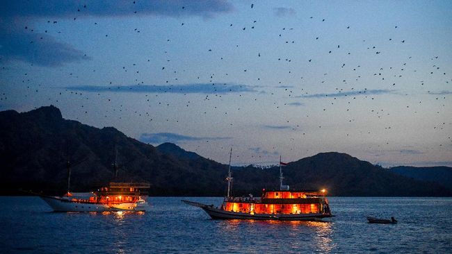 Sudahkah kamu tahu bagaimana cara berkunjung ke Labuan Bajo? Lalu, berapa biaya yang mesti dikeluarkan apabila ingin merasakan liburan ke Labuan Bajo?