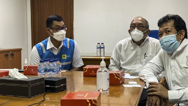 Sebanyak 5.388 personel disiagakan PLN di 172 rumah sakit rujukan Covid-19 dan 14 lokasi industri oksigen di Banten dan Jawa Barat demi menjaga pasokan listrik.