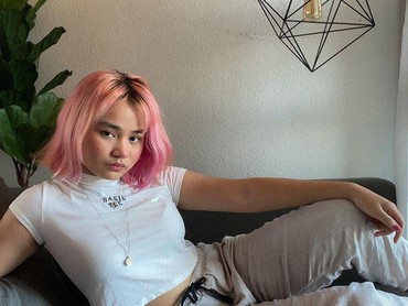 img-title Mima Shafa, Putri Mona Ratuliu yang Hobi Gonta-ganti Warna Rambut