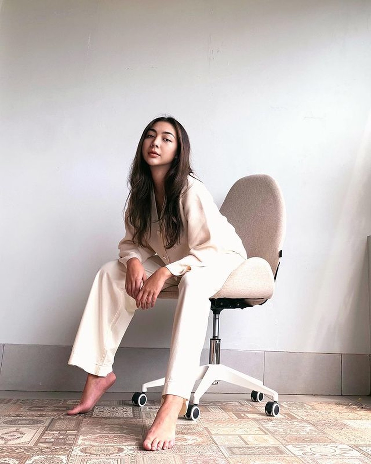 Shania Salsabila adalah putri sulung Sarita Abdul Mukti yang tak diakui oleh Faisal Harris dan jarang tersorot&period; Yuk kita intip&excl;