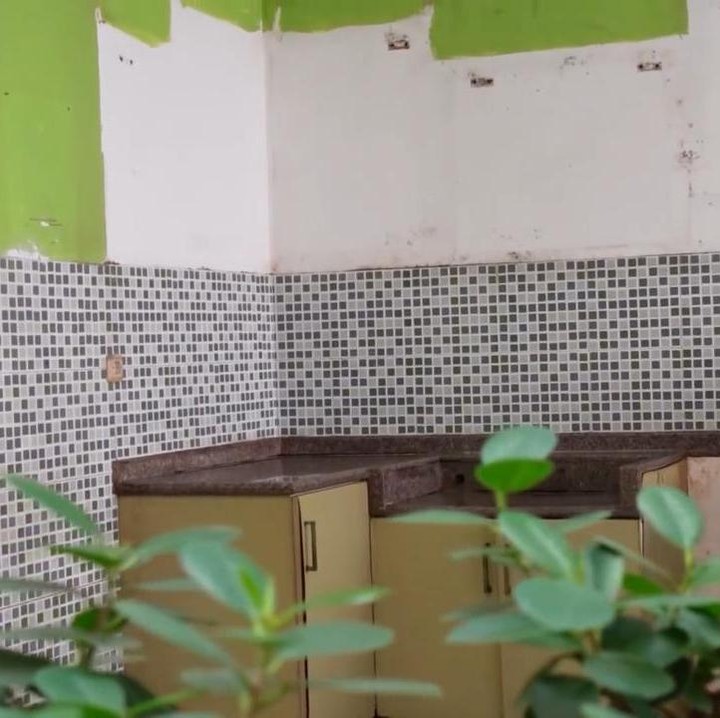 <p>Rumah baru Arya Saloka hanya memiliki satu dapur, Bunda. Dalam artian ia akan mencampur dapur bersih dan dapur kotor. (Foto: YouTube Sing Kye)</p>
