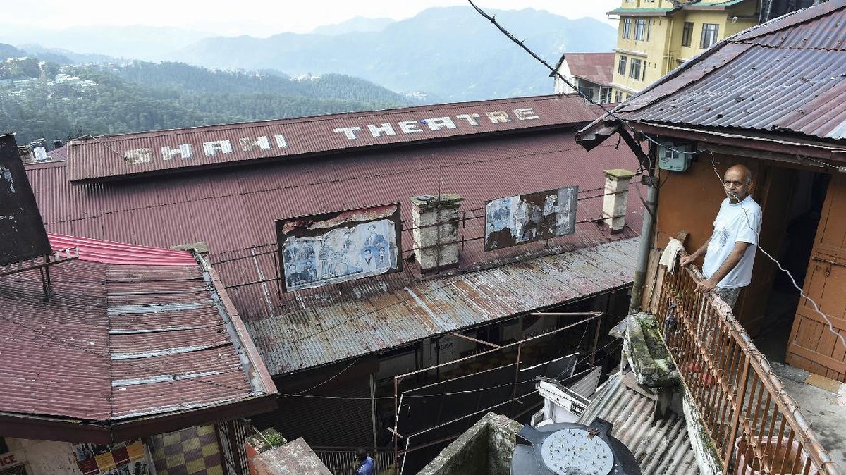 FOTO: Bioskop Era Kolonial di Pegunungan Himalaya