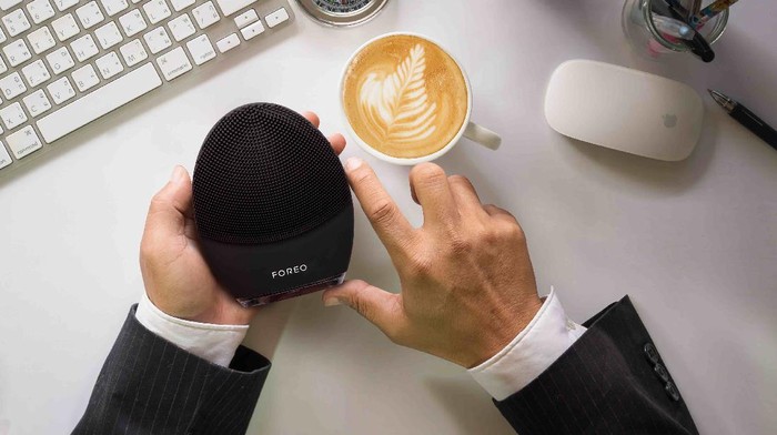 LUNA 3 MEN, Device untuk Bersihkan Wajah Pria dan Buat Waktu Cukur Lebih Singkat