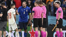 Final Euro 2020: 5 Duel Kunci Italia vs Inggris Versi Pirlo