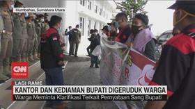 VIDEO: Kantor dan Kediaman Bupati Digeruduk Warga