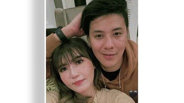 Foto Pakai Baju Adat, Via Vallen & Chevra Kode Nikah?