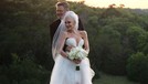 Momen Romantis Pernikahan Gwen Stefani & Blake Shelton Kabar bahagia datang dari pasangan bintang Hollywood, Gwen Stefani dan Blake Shelton baru saja menikah. Yuk intip momen pernikahannya!