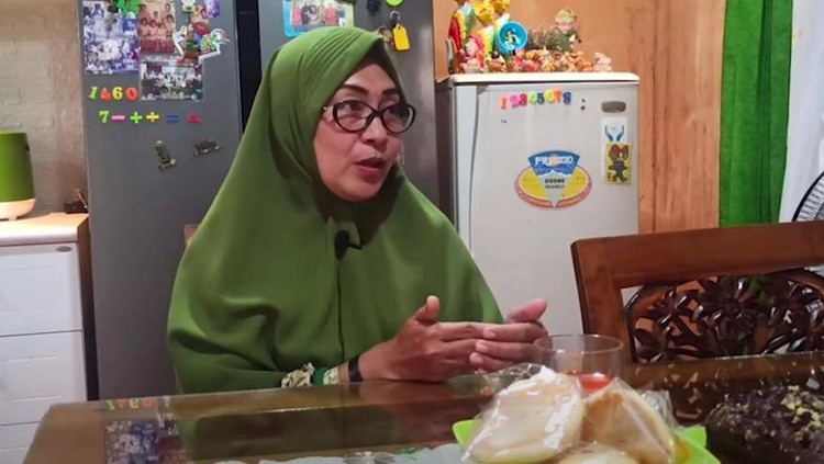 Mualaf Nikahi Pria Muslim, Awalnya Miskin Kini Jadi Pengusaha Sukses Mualaf Nikahi Pria Muslim, Awalnya Miskin Kini Jadi Pengusaha Sukses