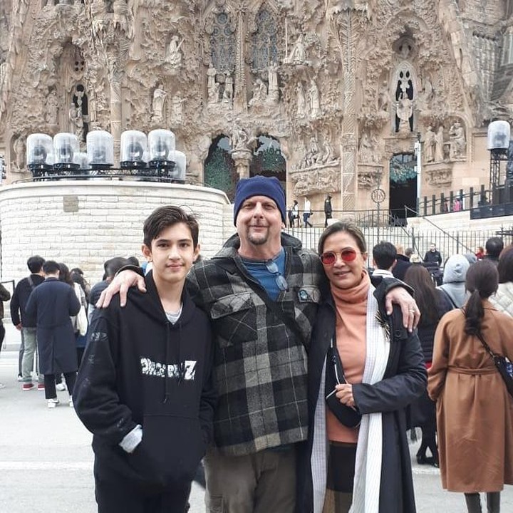 <p>Banyak orang memuji ketampanan putra Oppie Andaresta yang beranjak remaja. Parasnya sudah ganteng sejak belia nih! (Foto: Instagram: @oppieandaresta)</p>