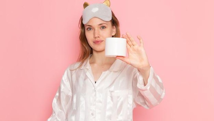 Cara Memilih Sleeping Mask yang Sesuai dengan Jenis dan Kondisi Kulit