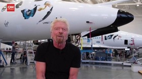 VIDEO: Cerita Riang Richard Branson Bakal ke Luar Angkasa
