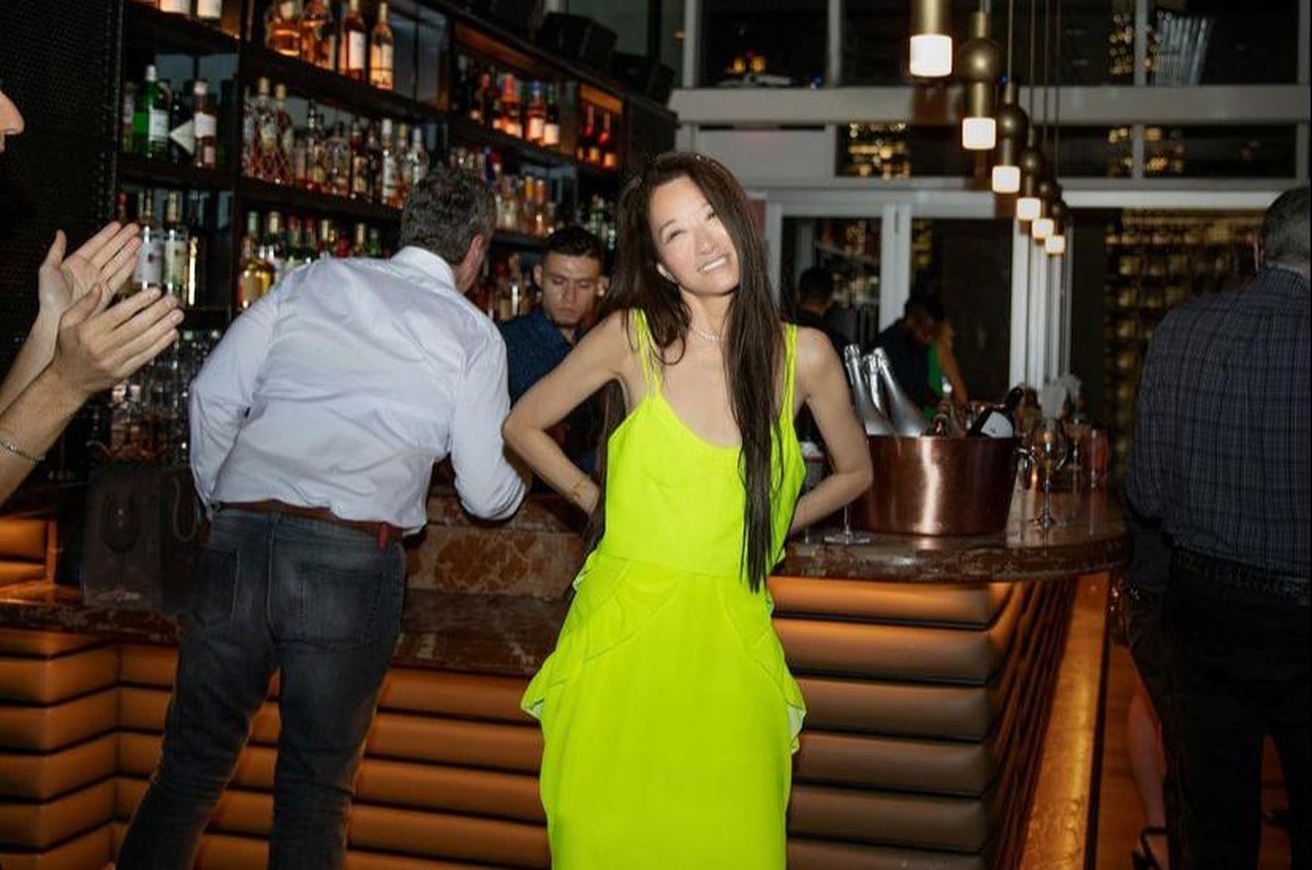 Vera Wang seorang desainer faishon Amerika Serikat baru saja merayakan ulang tahun yang ke 72&period; Yuk kita intip&excl;