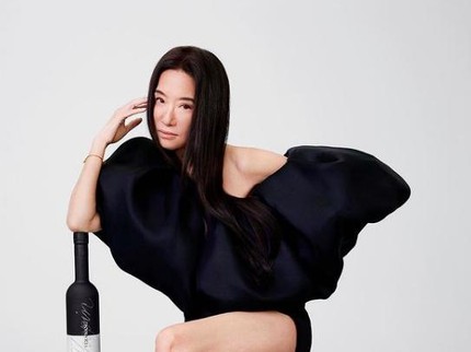 7 Potret Cantik Desainer Vera Wang yang Tetap Awet Muda di Ultah ke-72