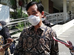 Gibran Genjot Isolasi Terpusat: Isoman Banyak yang Keluar Wedangan