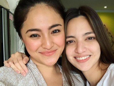 img-title Viral Wanita Pindah Agama VS Marshanda Tak Boleh Jenguk Nia Ramadhani
