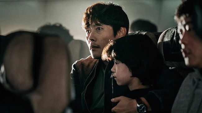Film Korea Emergency Declaration tayang mulai 16 Agustus di bioskop Indonesia. Emergency Declaration dibintangi Song Kang-ho, Lee Byung-hun, hingga Kim Nam-gil.