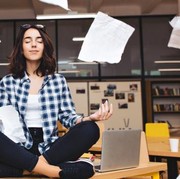 7 Cara Mudah Meningkatkan Mood Agar Semangat Kerja di Pagi Hari