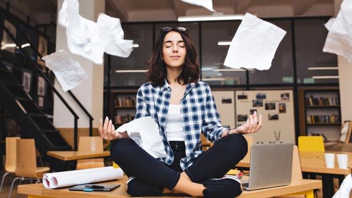 7 Cara Mudah Meningkatkan Mood Agar Semangat Kerja di Pagi Hari 7 Cara Mudah Meningkatkan Mood Agar Semangat Kerja di Pagi Hari