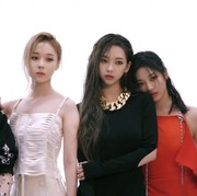 Mulai 500 Ribuan, Intip Harga Dress Cantik Karina Aespa dan Para Member Lainnya