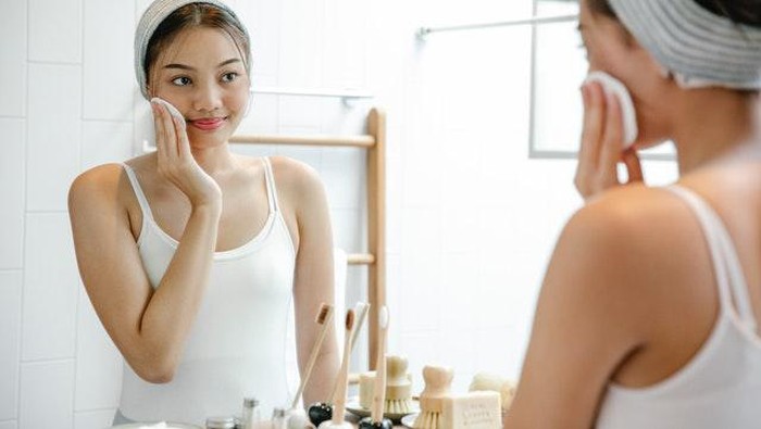 4 Rekomendasi Skin Care Penghilang Bekas Jerawat Ini Patut Kamu Coba