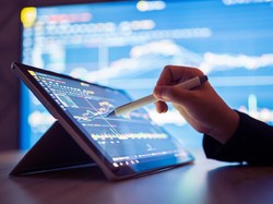 Fenomena Sell In May And Go Away, Perlukah Investor Buru-buru Jual Saham?