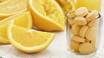 VITAMIN DAN SERAT