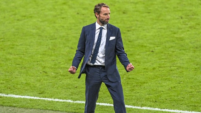 Gareth Southgate akrab dengan kritikan namun kini ia mulai sering dibelai pujian seiring performa Inggris di Euro 2020 (Euro 2021).